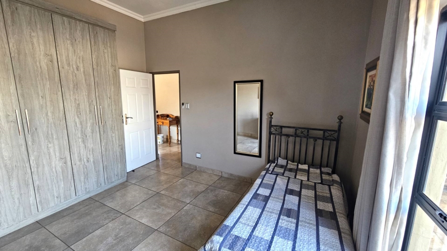 To Let 2 Bedroom Property for Rent in Melodie North West